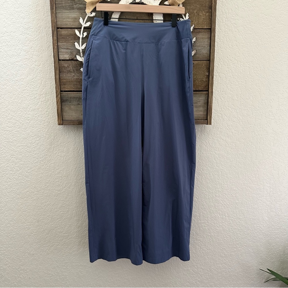 Nike dri fit Blue Wide-Leg stretch track Pants ladies Large